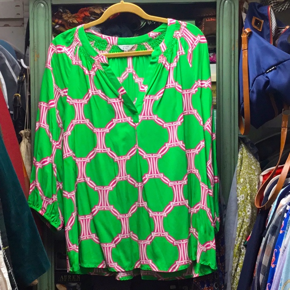 Crown & Ivy blouse